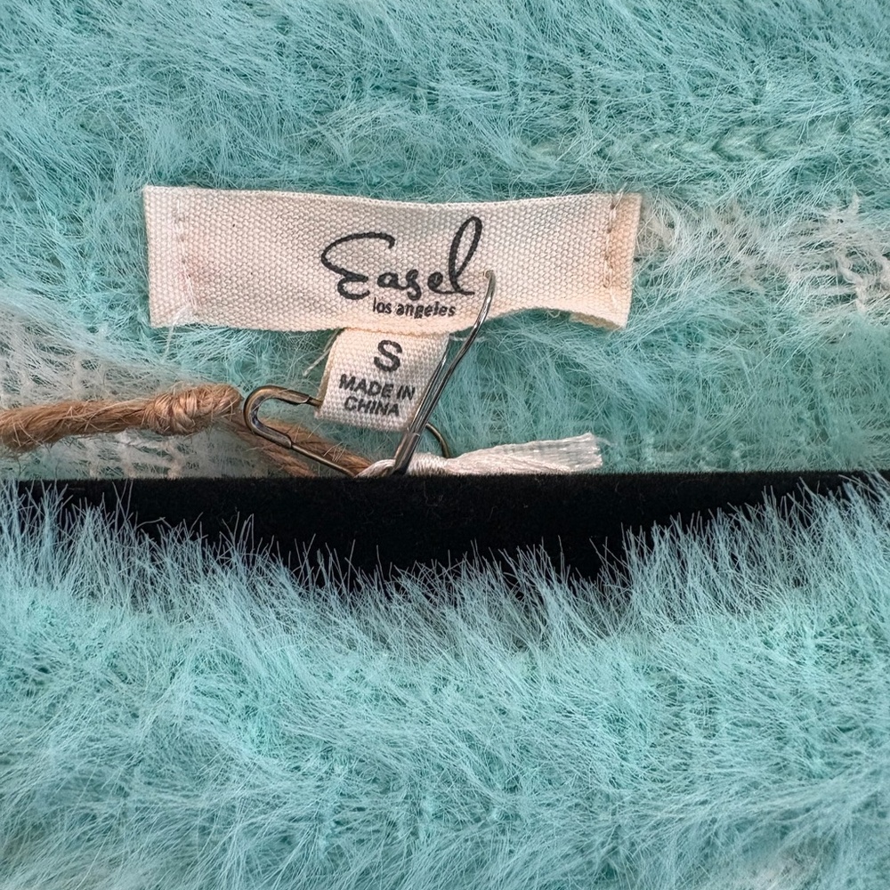 New Easel Los Angeles Sweater Pullover Fuzzy Mint Size Small - Picture 3 of 6